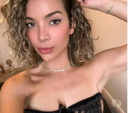 Escorts Leeds City Centre Leeds - Photos for Vicky Petit Brazilian 🇧🇷 L4ST D AY IN LEEDS❤️