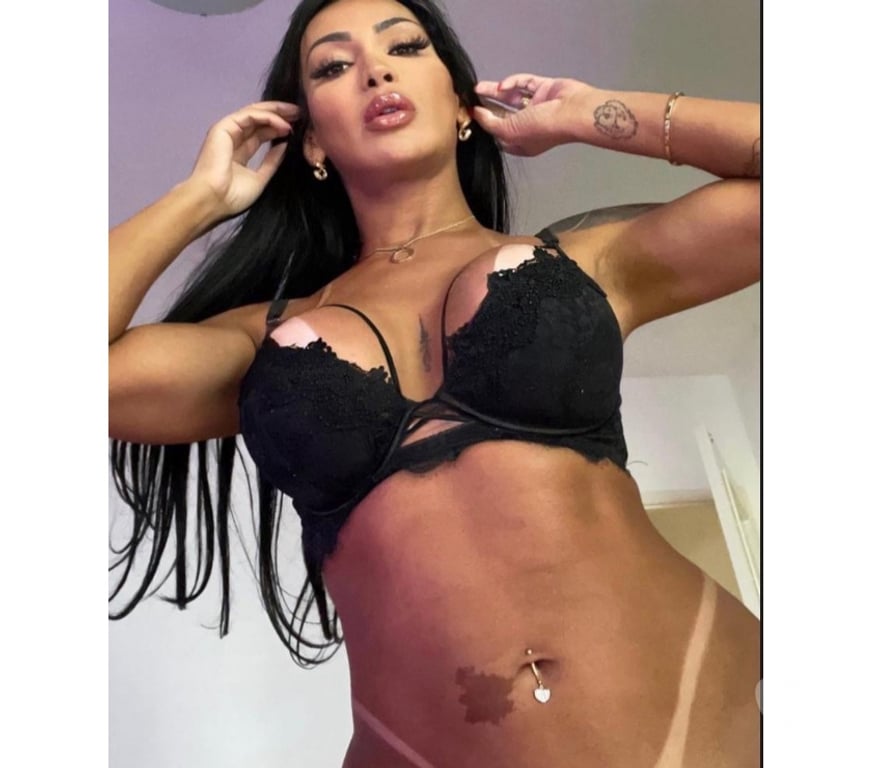 Trans Escorts East London Devons Road - DLR Station - East London - Photos for TS VIP IN TOWN call me party 🎉 🥳