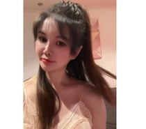 Young beautiful new girl just arrived in Belfast 👠👠