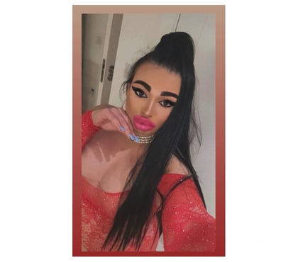 Transsexual Escorts Sutton Town Centre Sutton - Photos for 🍆jessy party trans 👅big boobs 👅full service 👅