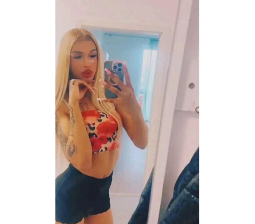 Escorts West Midlands Sandwell - Photos for Ayse woman Trans partty are new to the area