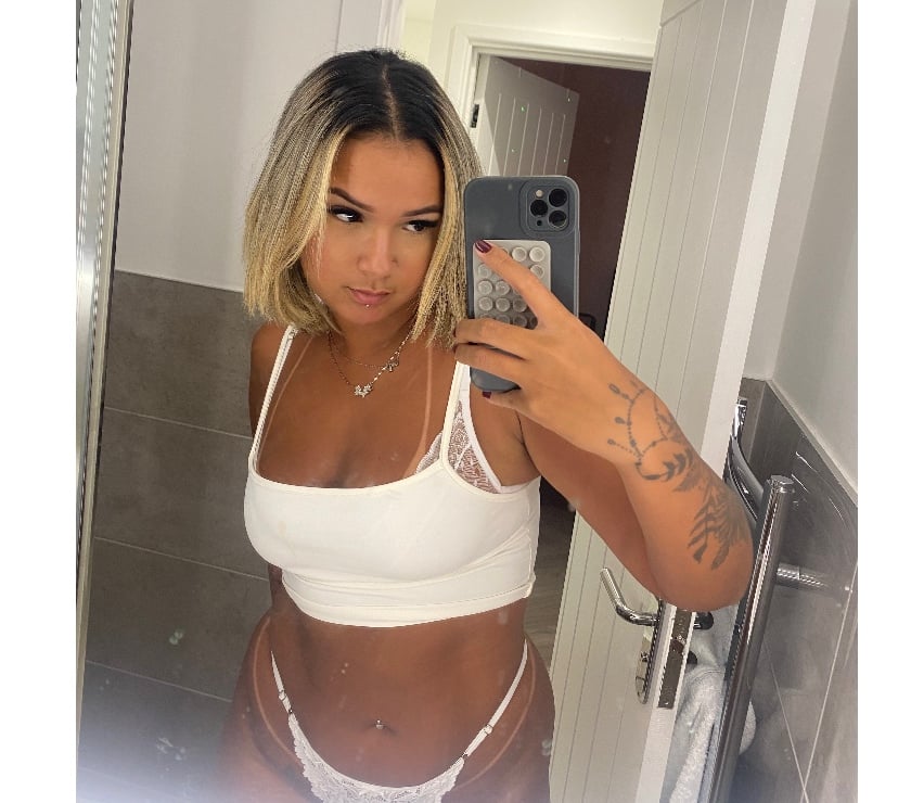 Escort Luton Town Centre Luton - Photos for Lívia 🔥REAL PHOTOS🍸Brazilian Party Girl 🇧🇷