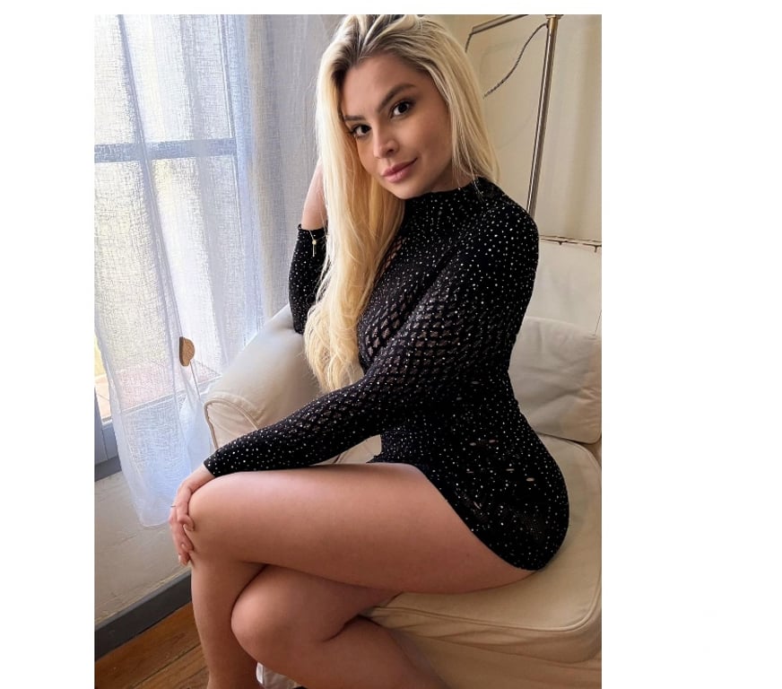 Escorts South East London Bromley - Photos for IZA BRAZILIAN🇧🇷💯KISS🥂GFE💋OWO🔥PARTY