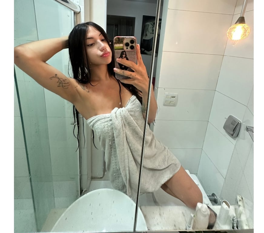 Trans Escorts West Yorkshire Leeds - Photos for BOMBSHEL T GIRL🩷NEW IN TOWN❤️HOTEST PARTY