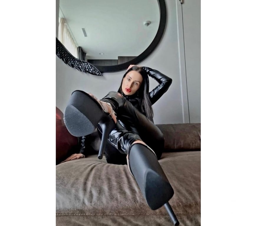 Escorts Ealing Greenford - Ealing - Photos for Hello darling💕💕💕💕💕💕