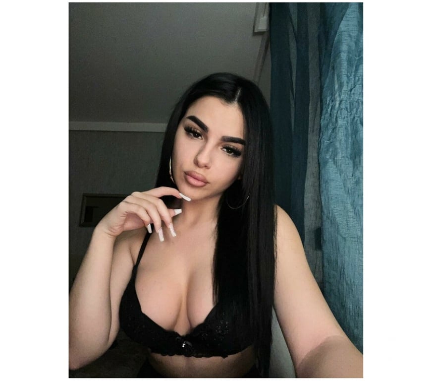 Escorts Kent Gravesham - Photos for New 🍒 GORGEOUS LATINA ESCORT🔥💗