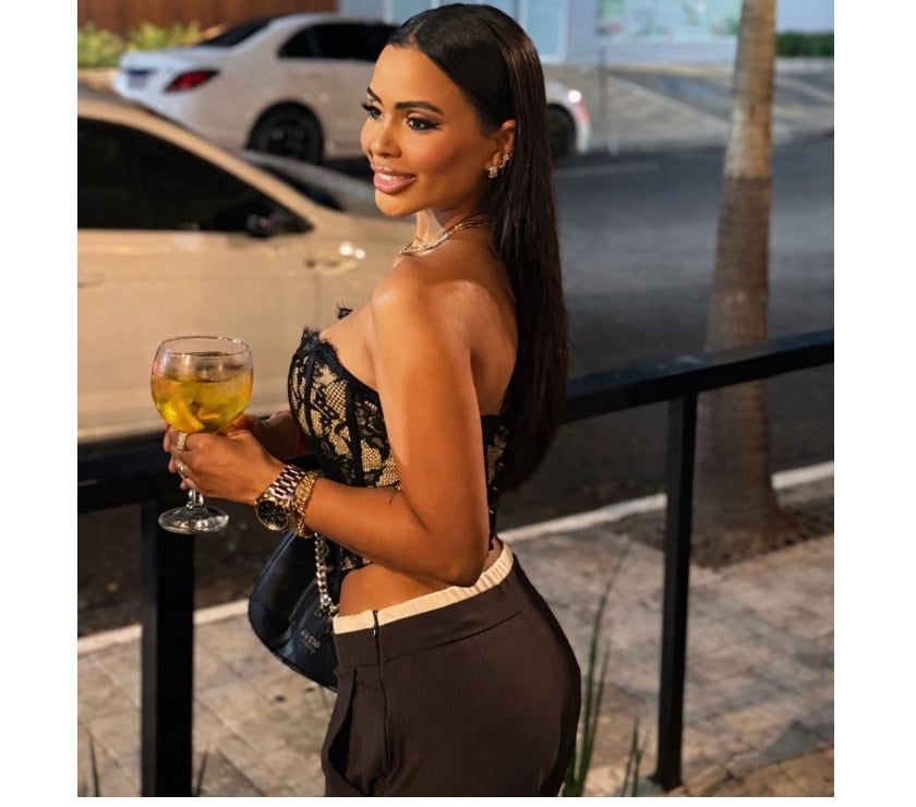 Escort Dundee City Centre Dundee - Photos for 💚 A Lovely Brazilian Girl in Town and short stay 💛