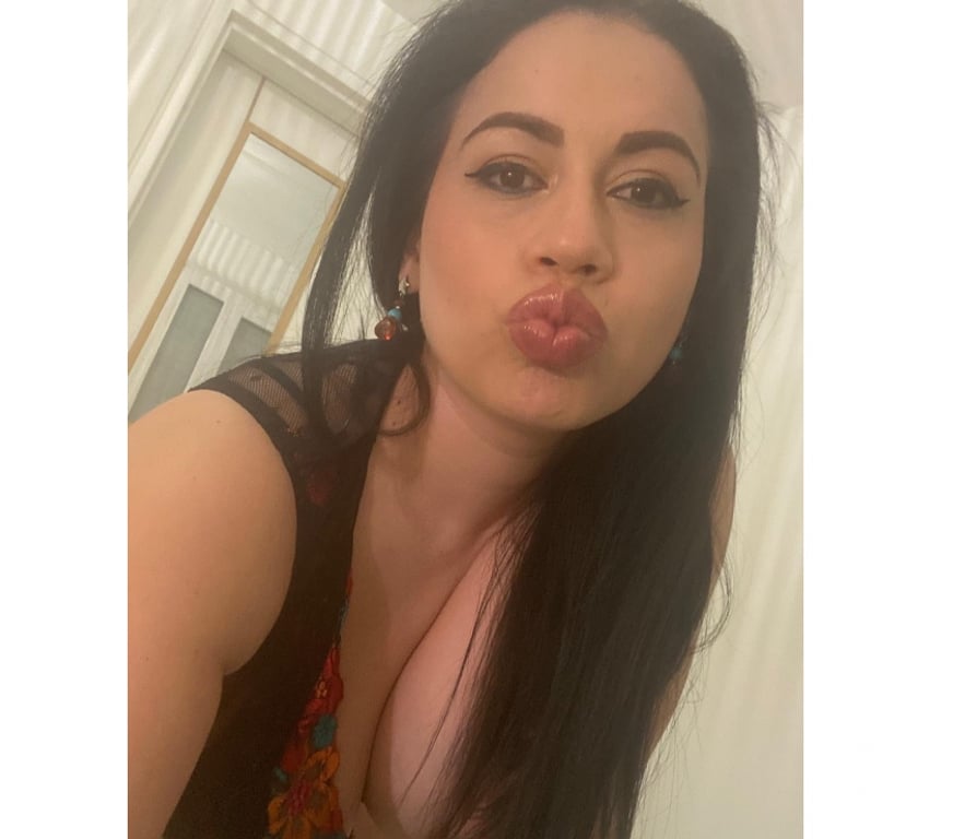 Escorts South East London Peckham - South East London - Photos for KARINA—Hot Spanish-Colombian 💃