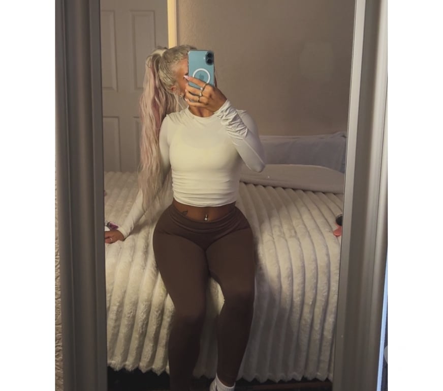 Adult Entertainment Greater Manchester Manchester - Photos for The Blonde Who Takes Control 07355442499