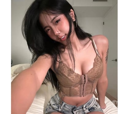  Escorts Swindon Town Centre Swindon - Photos for 🔥One Week🧡 Japanese👑 Asian