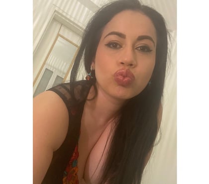 Escort Peckham Rye Station South East London - Photos for 💯Perfect ❤ Alex and Karina ‼️ Real Lesbian show💯