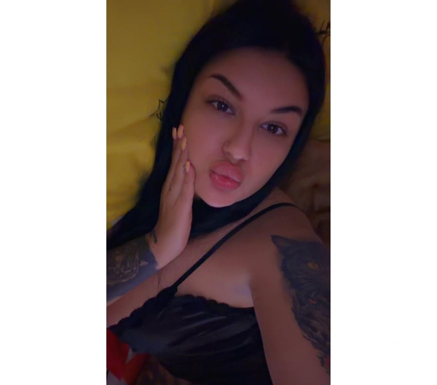 Adult Entertainment Glasgow Glasgow City Centre - Glasgow - Photos for Feeling lonely tonight? Cute girl here for fun