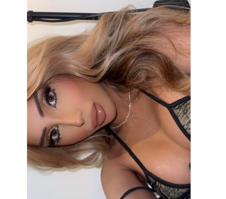 Trans Escorts Bedfordshire Luton - Photos for Ts British DreamDoll Khalifa TOP VidCallVerify 100%REAL