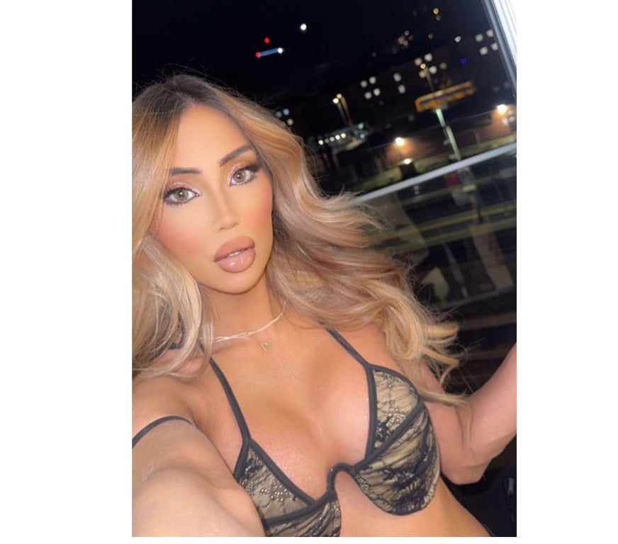 Trans Escorts Bedfordshire Luton - Photos for Ts British DreamDoll Khalifa TOP VidCallVerify 100%REAL