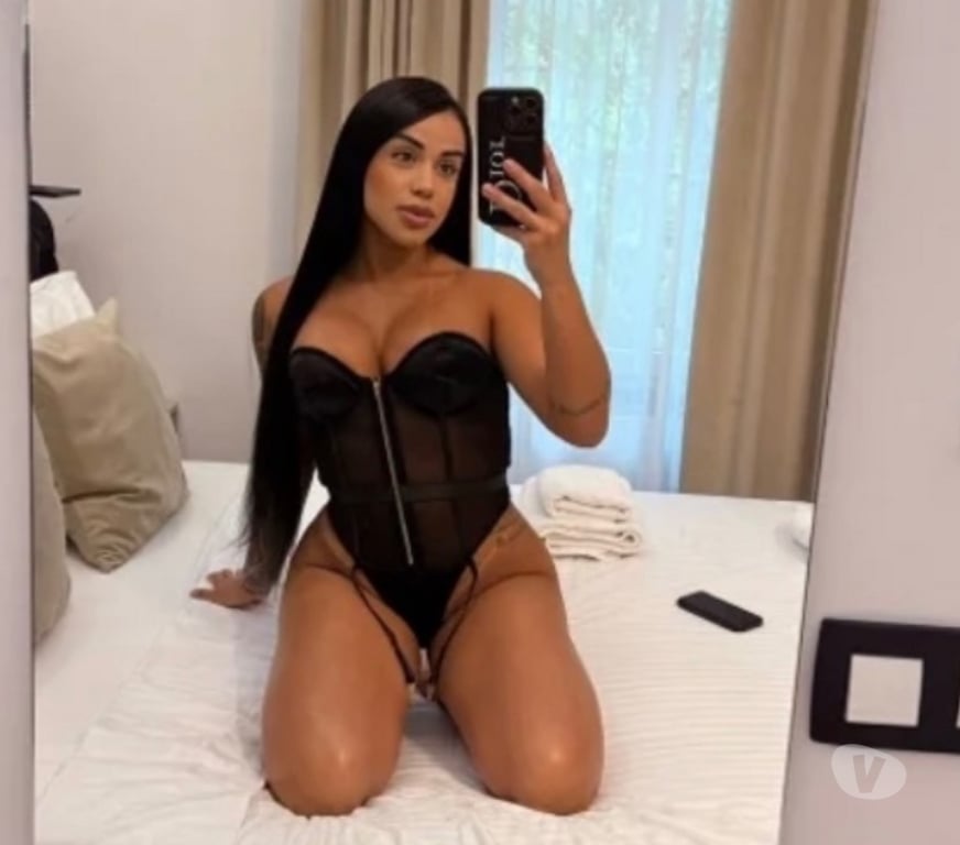 Escorts South East London Elephant and Castle - South East London - Photos for Larissa Sexy Brazilian 🇧🇷💋PARTY GIRL 🥂