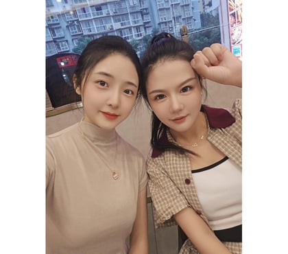 Photos for Thai🌸 sweet playful. 💝4HAND MASSAGE