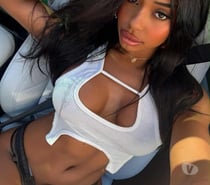 Hot Brazilian girl 🤤🔥🌋