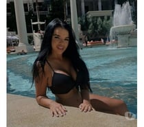 I am Anndra New In Town Perry Girl real100%