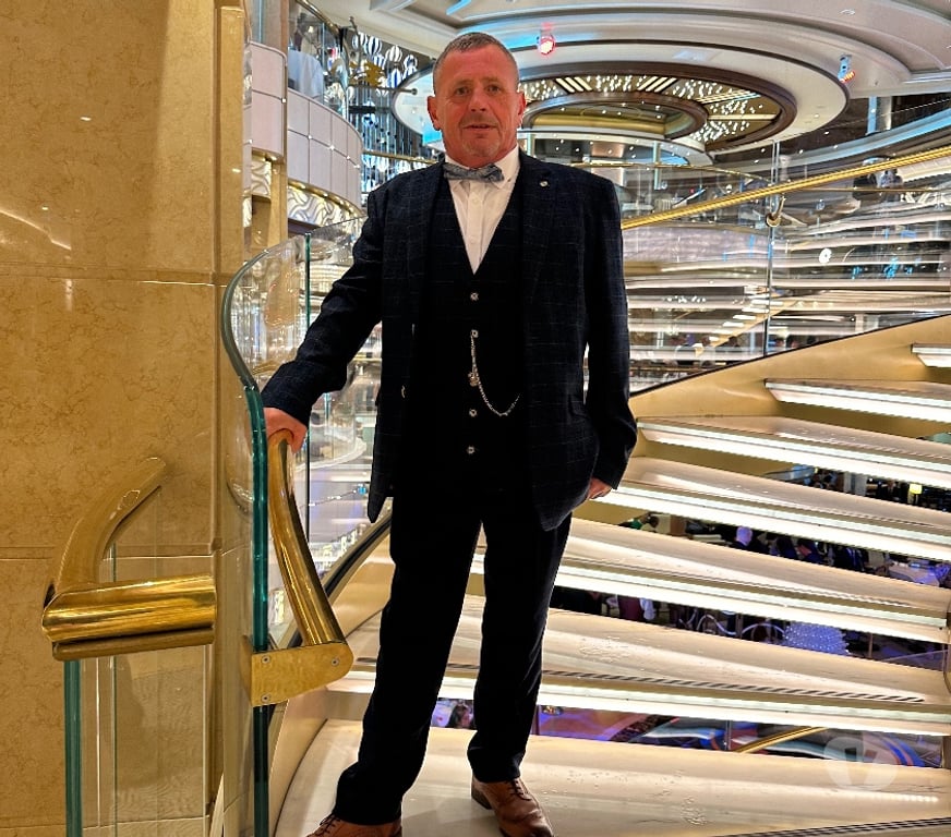 Local Swingers West Yorkshire Wakefield - Photos for Man looking for ladies and couples