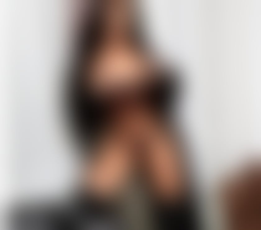 Escorts West Midlands Birmingham - Photos for 💦🫦NEW🫦💦 MIA BRAZILIAN PARTY GIRL