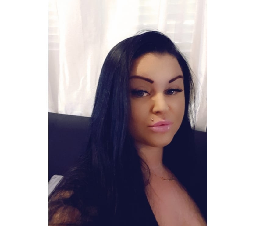 Michelle Curvy New in Town🍑🍒