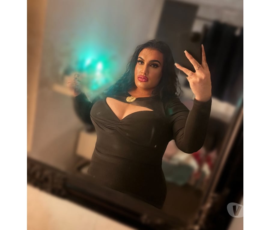 Escorts North London East Finchley - North London - Photos for TRANS AMELIA FAT ASS SHEMALE PARTY TS 🍑👄