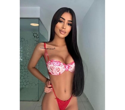 Photos for KIARA HOT GIRL PARTY 🎉