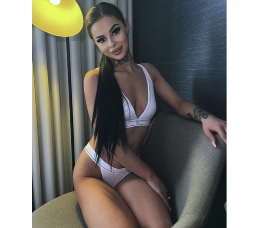 Escorts West Yorkshire Kirklees - Photos for ALISA 🖤 NEW WOMAN IN TOWN🖤👅🍑