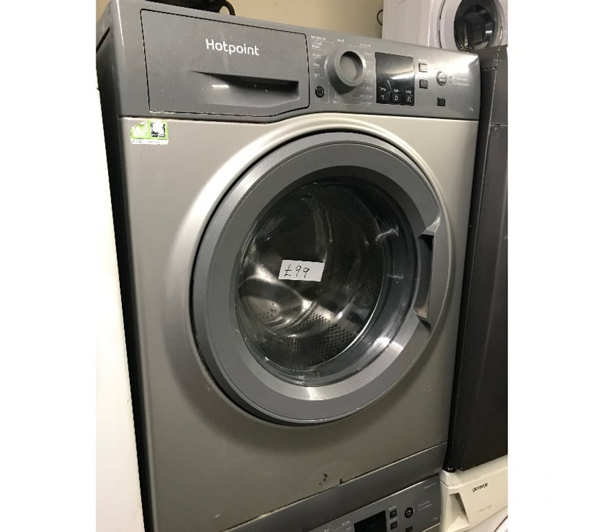 household goods Bedfordshire Luton - Photos for HOTPOINT WASHING MACHINE IN GREAT CONDITION ONLY £99