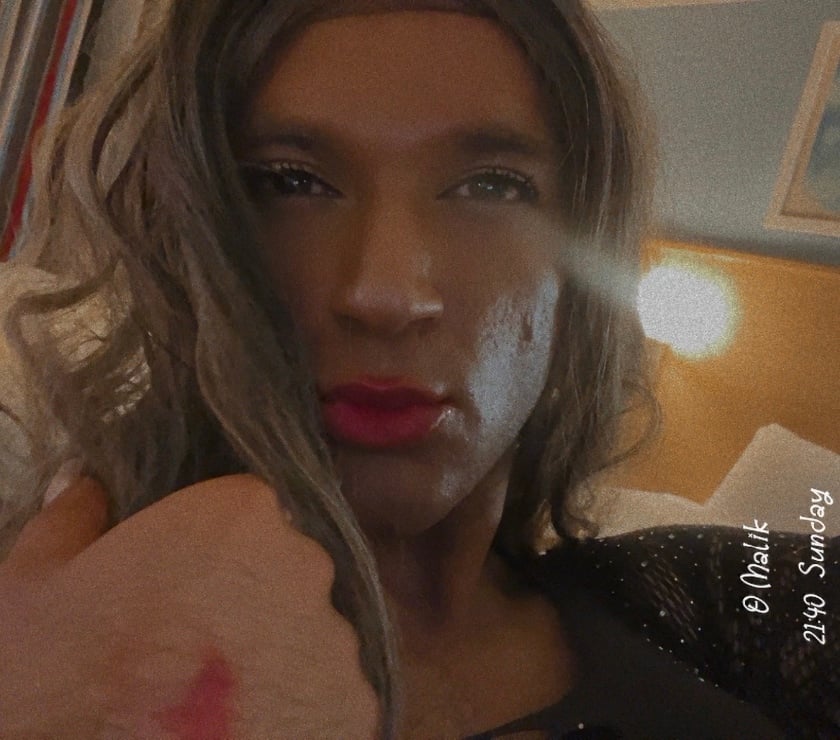 Gay escorts Reading West Berkshire - Photos for FEM CD LOOKING NOW