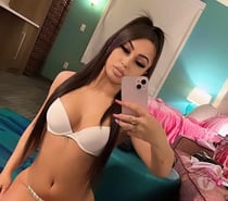 Hi i.m rowena new here call me 😘