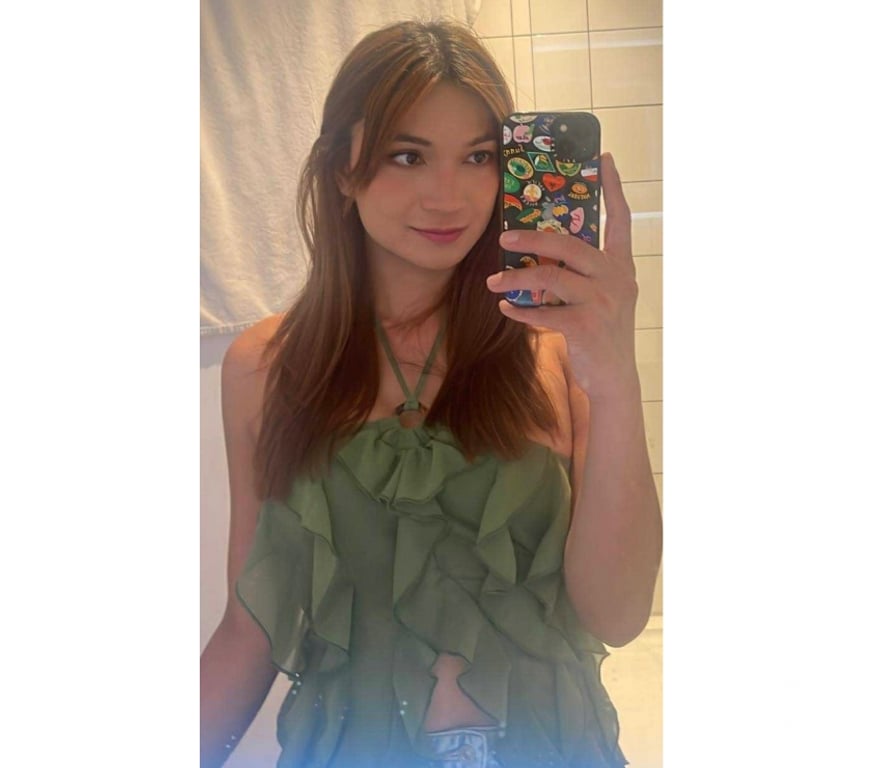 Escorts Leicestershire Leicester - Photos for Attractive Sophisticated Transsexual Versatile Thai Massage