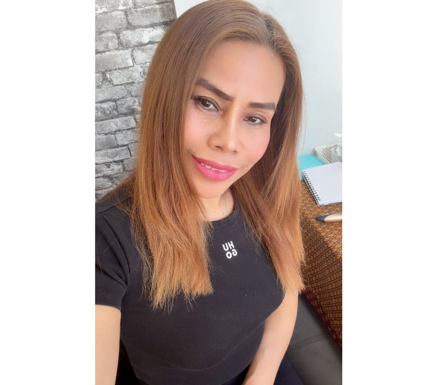 Escorts Merseyside Saint Helens - Photos for Great Massage by Lovely Thai Lady