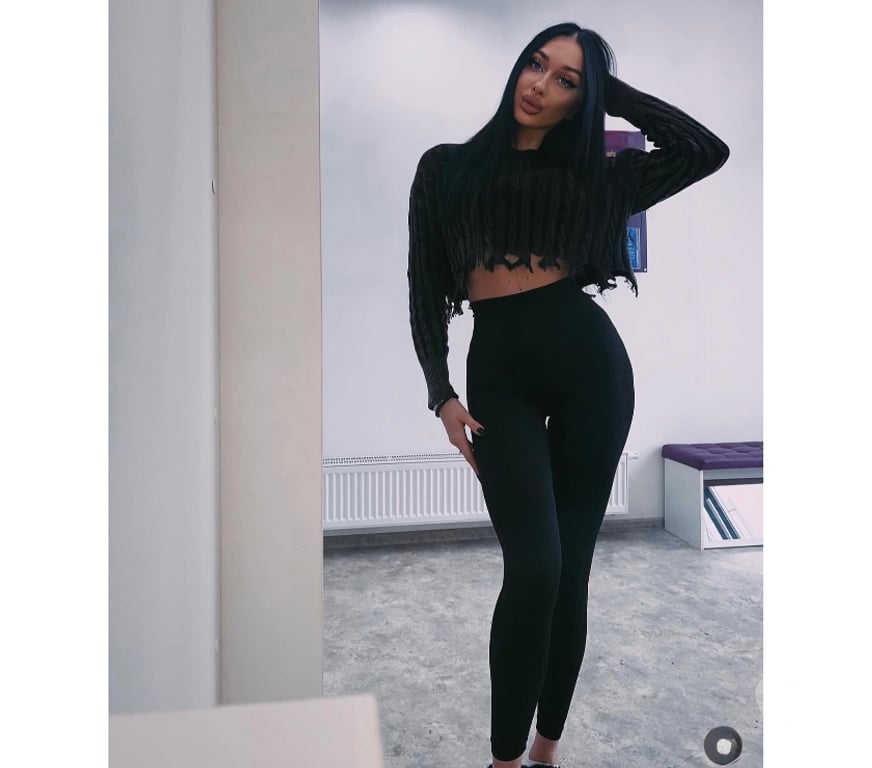 Escorts Surrey Reigate and Banstead - Photos for 🔥🛑PARTY GIRL🛑OUTCALL ONLY 🔥NEW HERE