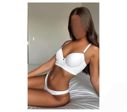 Escorts and Massages Acocks Green Birmingham - Photos for Hi babes ❤️ I’m Ella ❤️