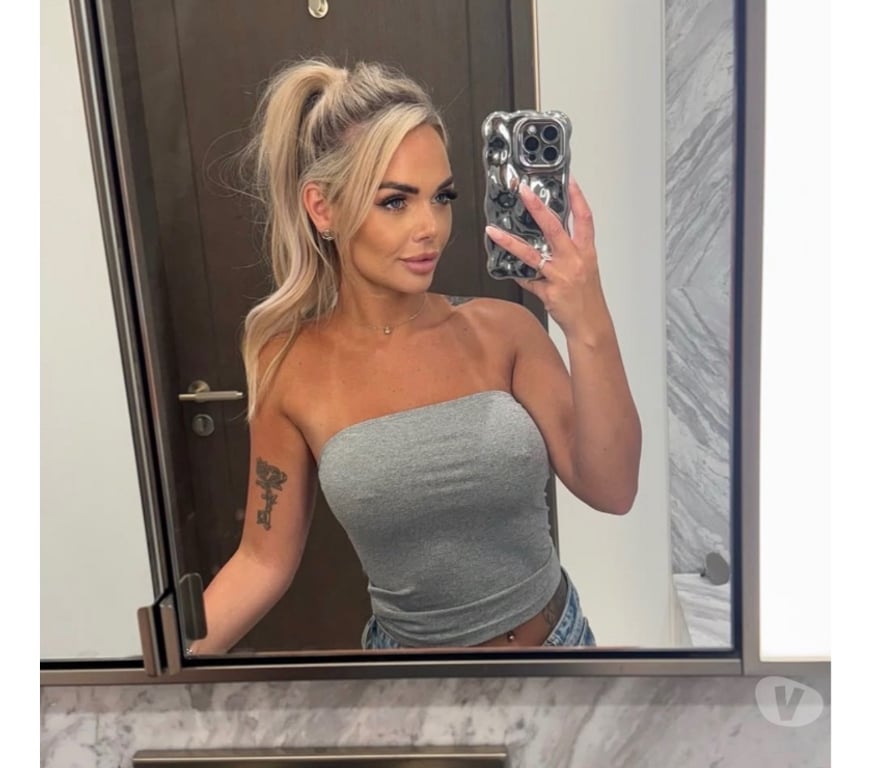 Escorts Slough Slough Town Centre - Slough - Photos for 🪩 LOVE TO PARTY🔝HOTTEST 🔝SLIM🔞