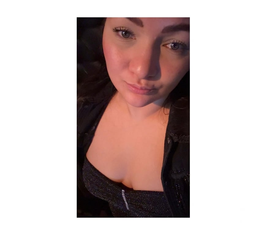 Escorts Essex Southend-on-Sea - Photos for sweet and blue eyes we my friend maria