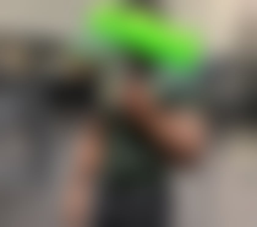 Escorts West Yorkshire Leeds - Photos for Deep Tissue Relaxation Thai Blacked Massage