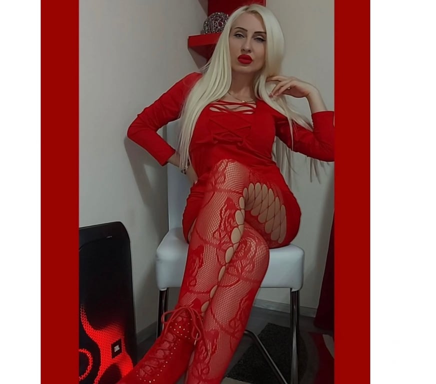 Escorts Kent Tonbridge and Malling - Photos for '*•.¸♡BIG BOOBS ♡¸.•*'OUTCALL💯REAL✅