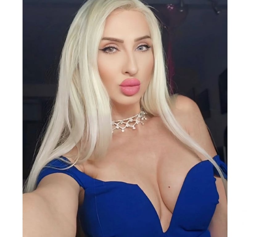 Escorts West Sussex Crawley - Photos for 🅷🅾🆃 🅿🅰🆁🆃🆈 24🅷OUTCALL💯REAL