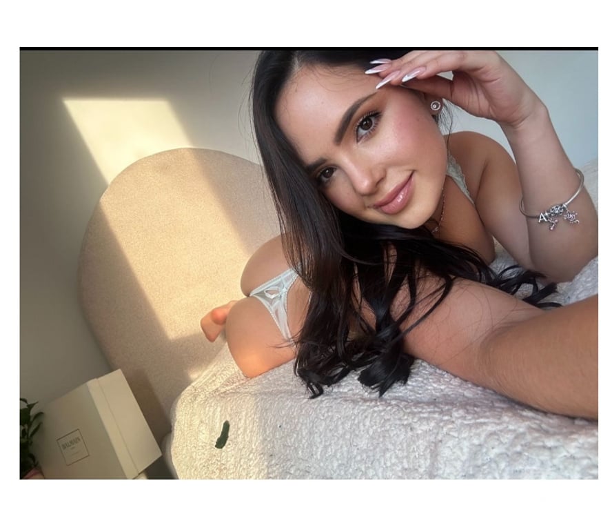 Escorts Bedfordshire Luton - Photos for Lary 🍭 New Latina 🇧🇷 party girl🥂