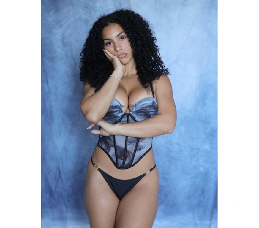 Escorts Merseyside Liverpool - Photos for 😈NAUGHTY BRAZILIAN🔞 PARTY QUEEN 🇧🇷 GFE 😍