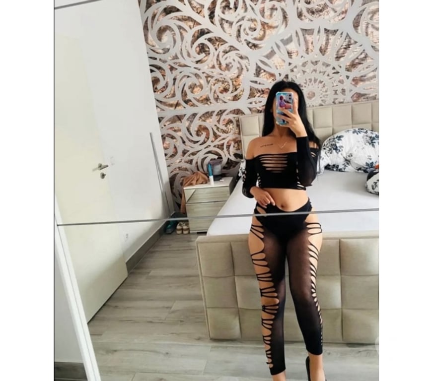 Escorts South West London Tooting Broadway - South West London - Photos for Maia 💯💯NEW IN TOWN👅👄READY FOR PARTY🍾🥂🍷