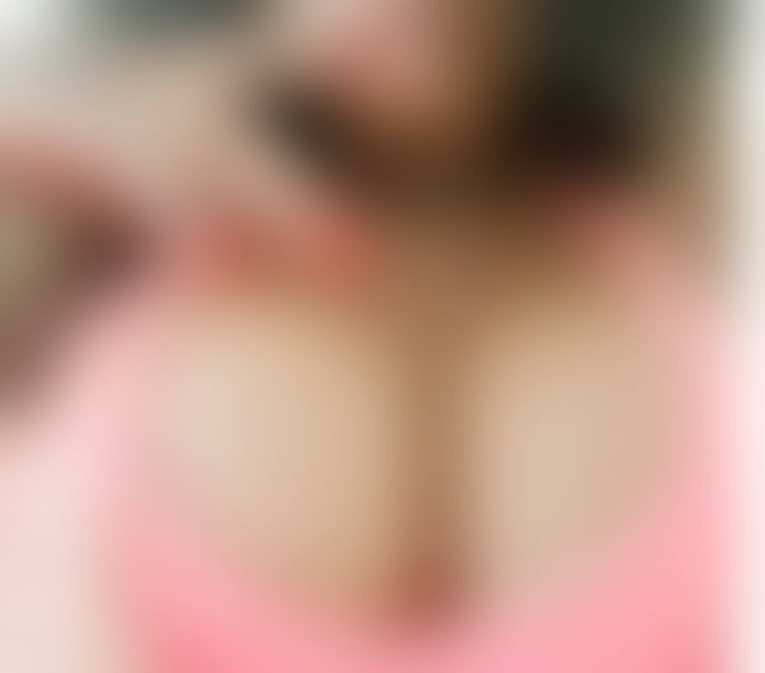 Allure K Busty Elegant Mature