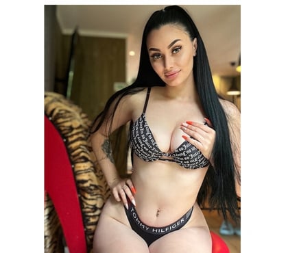 Escorts Manchester City Centre Manchester - Photos for 💦🍑 MICHAELA PARTY🍑🍑NEW HERE, no rush