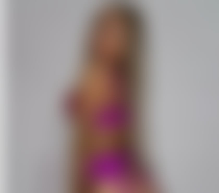 Escorts West Midlands Birmingham - Photos for feel desired from the very first glance