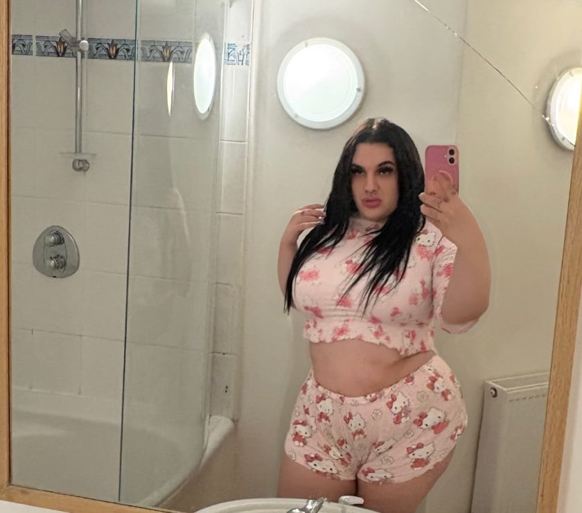 Transsexual Escorts Southgate North London - Photos for FREAKY WILD BADDIE AMELIA THICK FAT ASS 🍑PARTY