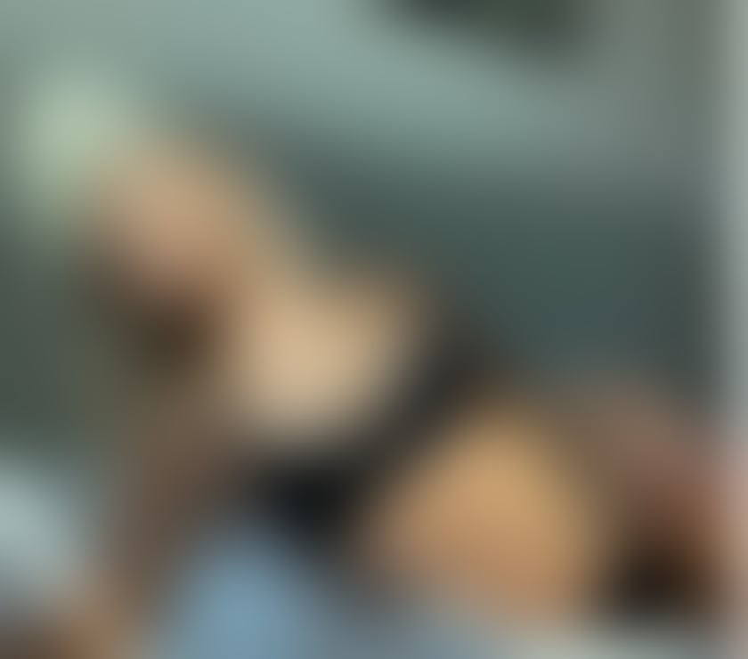 NEW IN TOWN 💓PARTY GIRL