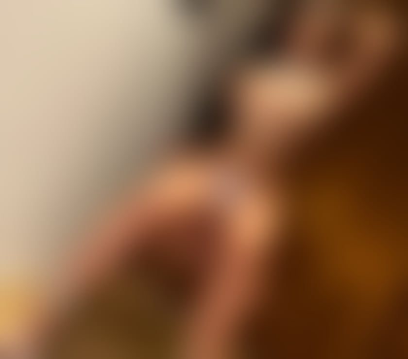 Escorts Greater Manchester Stockport - Photos for Ella full services no rush ONLY OUT PARTY GIRLS 🥂🥂