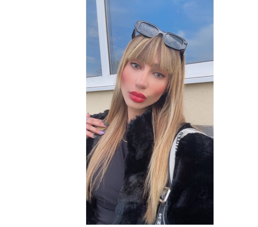 Escorts Devon Torbay - Photos for Party girl , car meetings and Videocall’s